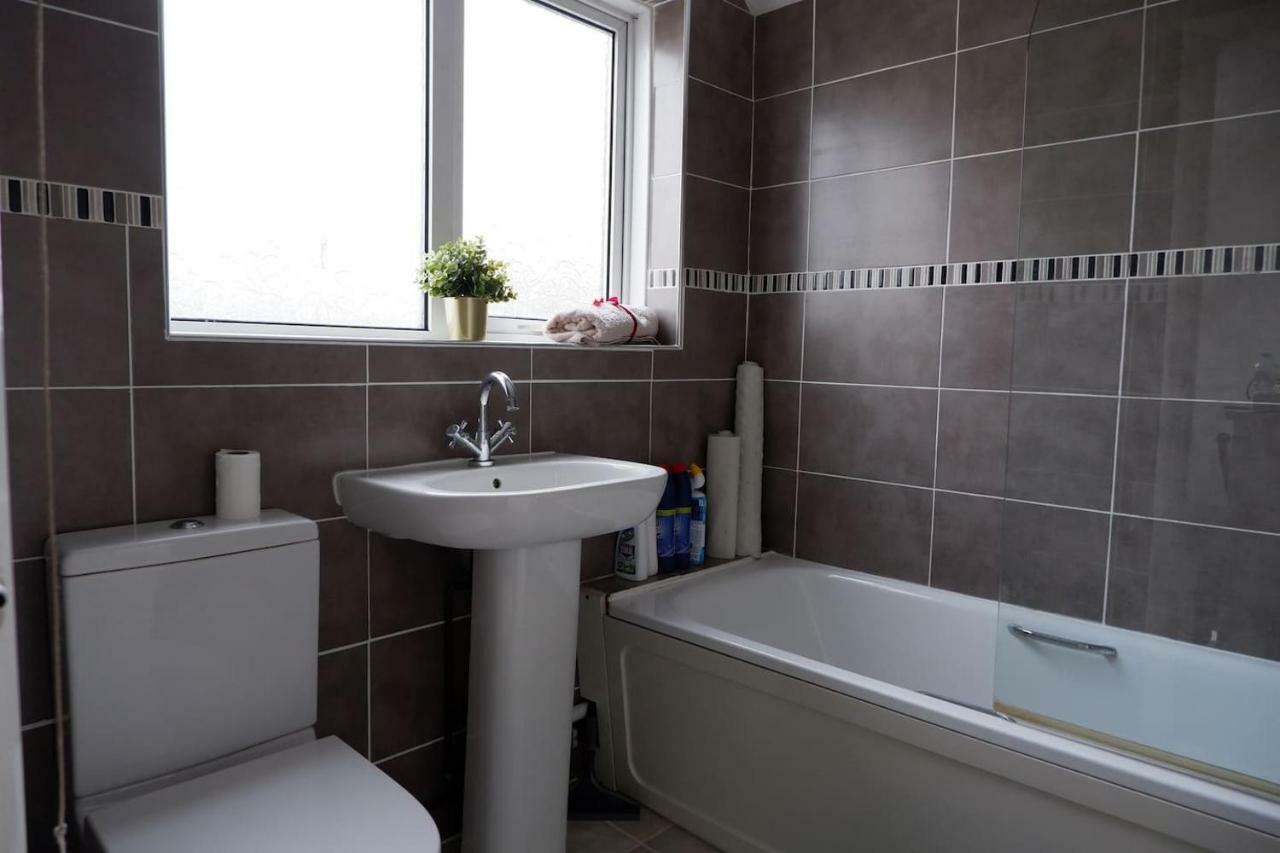 Idyllic 3-Bed House. 5-Min From Channel Tunnel Folkestone Exterior foto